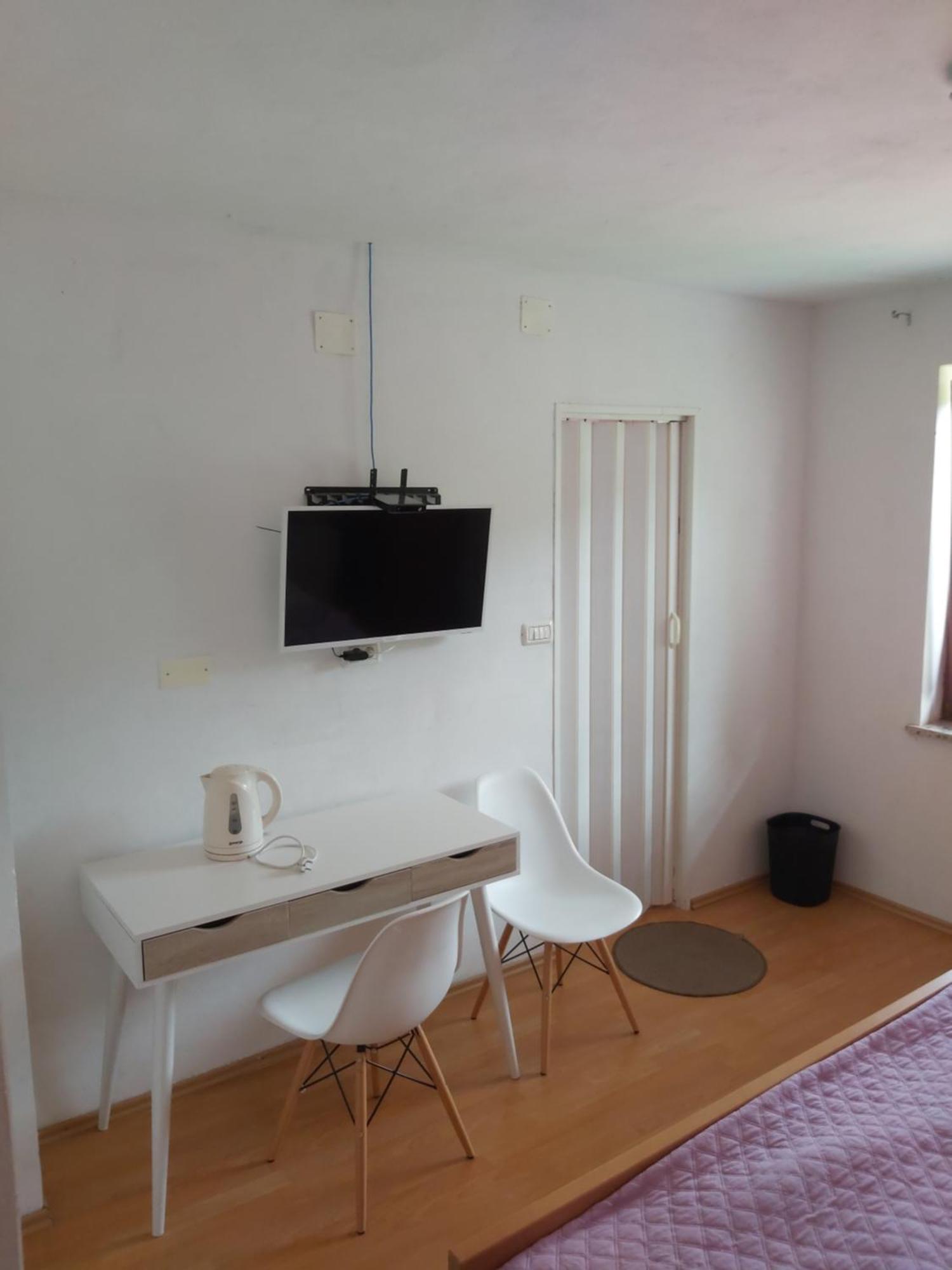 Rooms Zagon Postojna Exterior foto